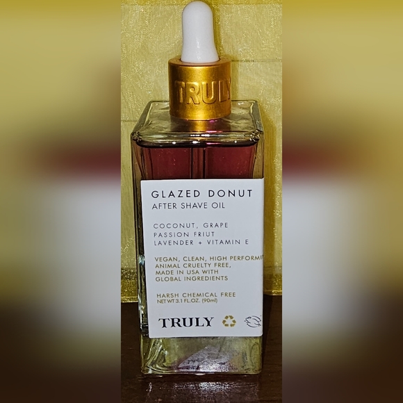TRULY Skincare New Truly Beauty Glazed Donut After Shave Oil 3fl Oz